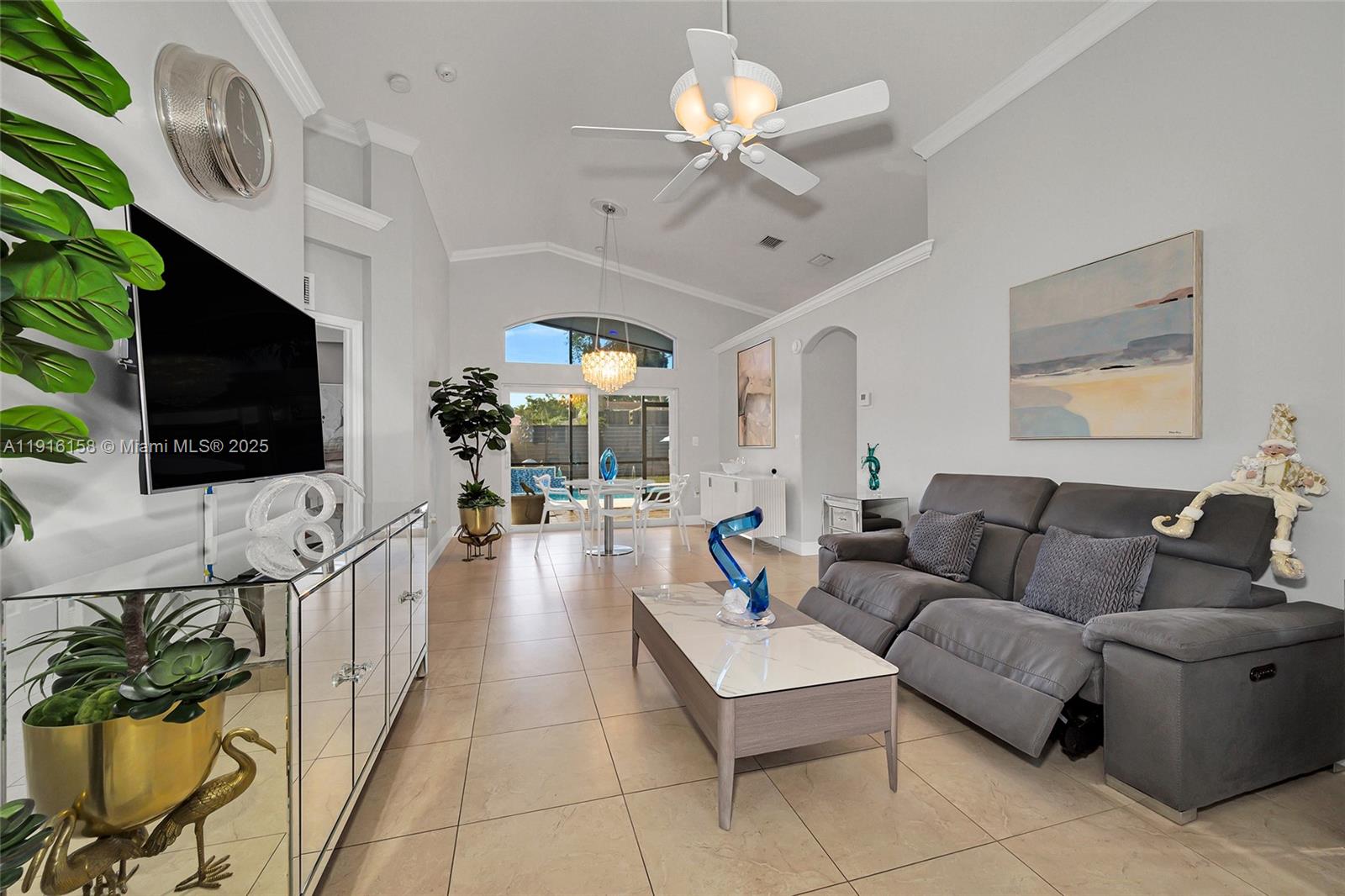 18332 SW 94th Ct Palmetto Bay, FL 33157