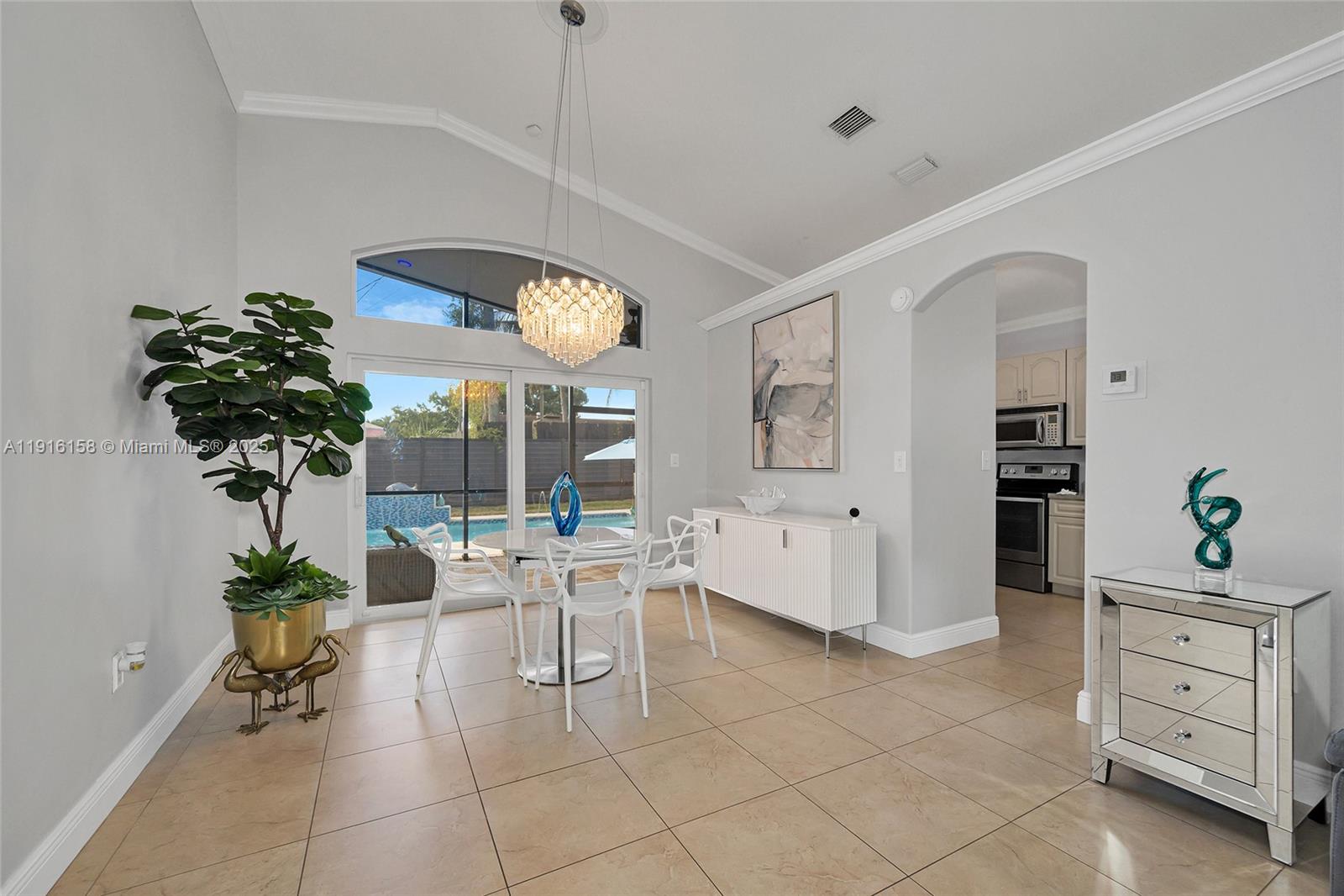 18332 SW 94th Ct Palmetto Bay, FL 33157