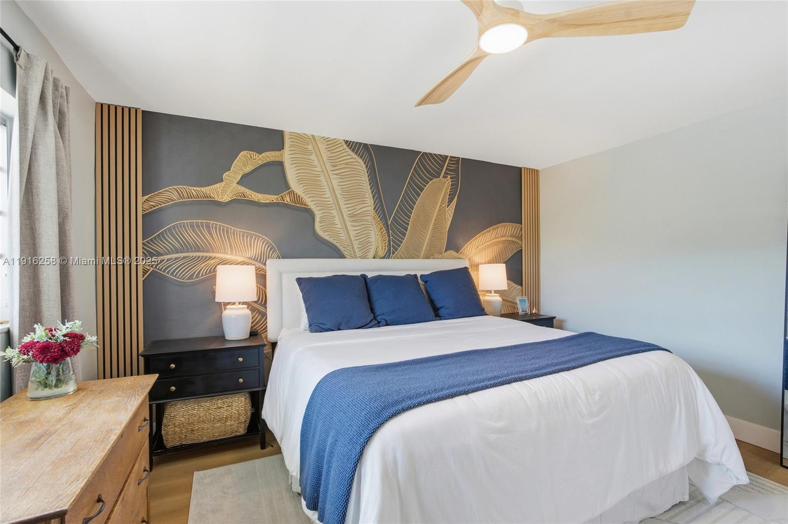 1100 11th St #405 Miami Beach, FL 33139