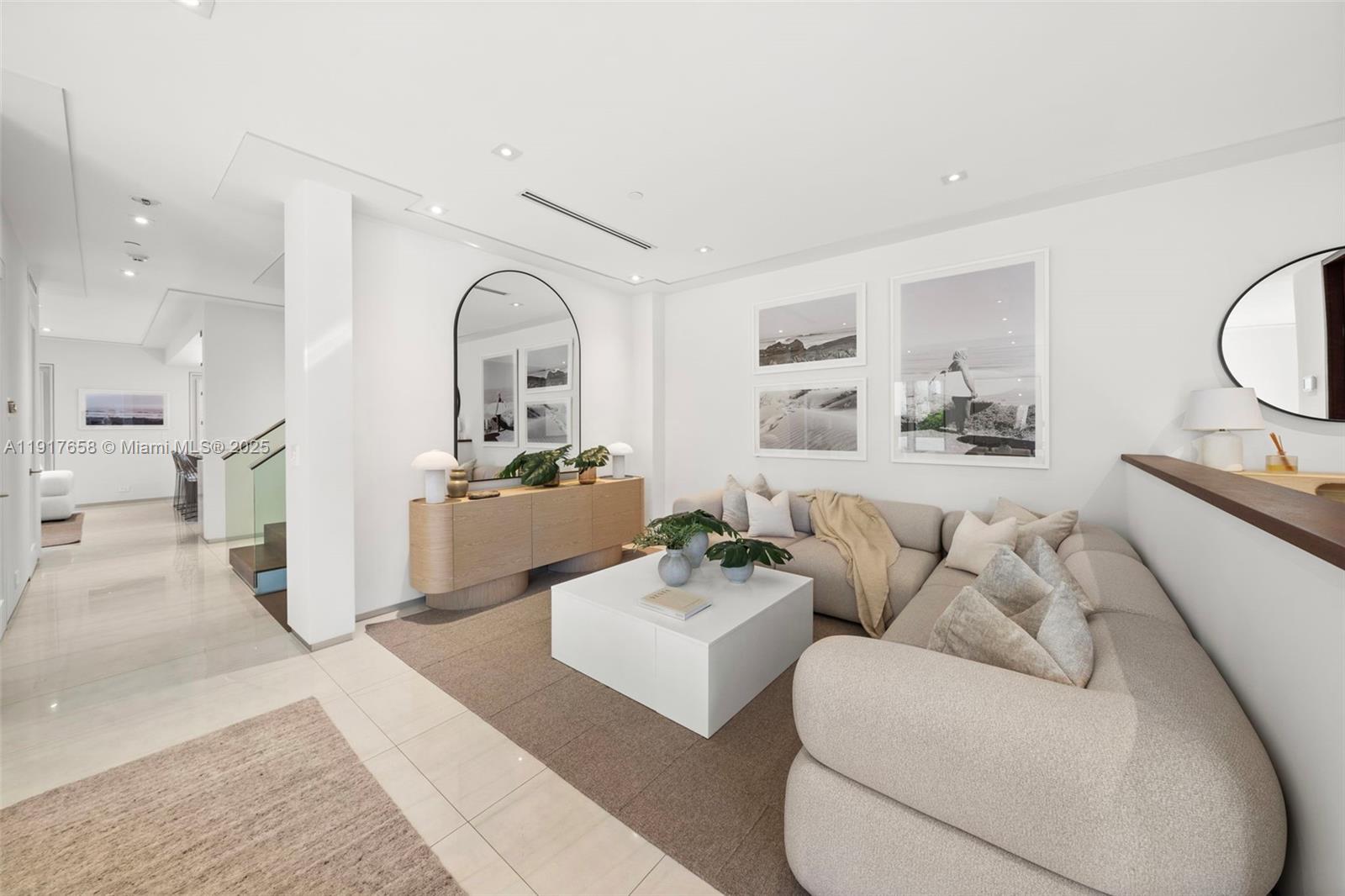 7490 SW 56th Ct Miami, FL 33143