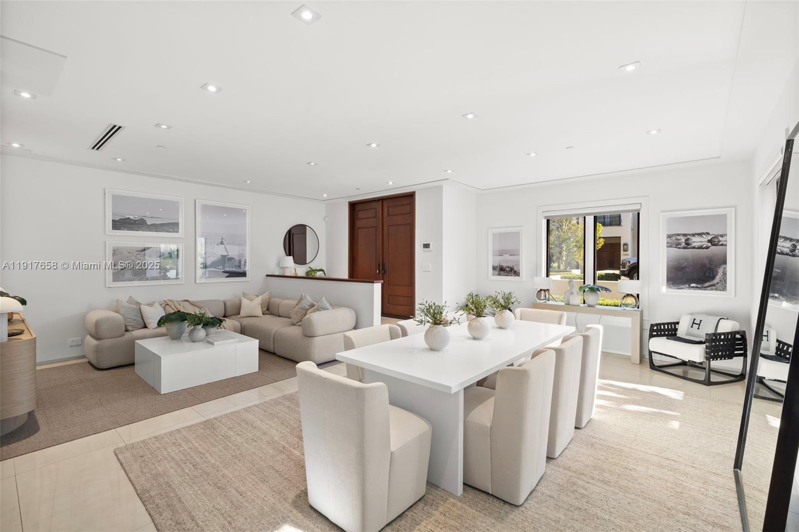 7490 SW 56th Ct Miami, FL 33143