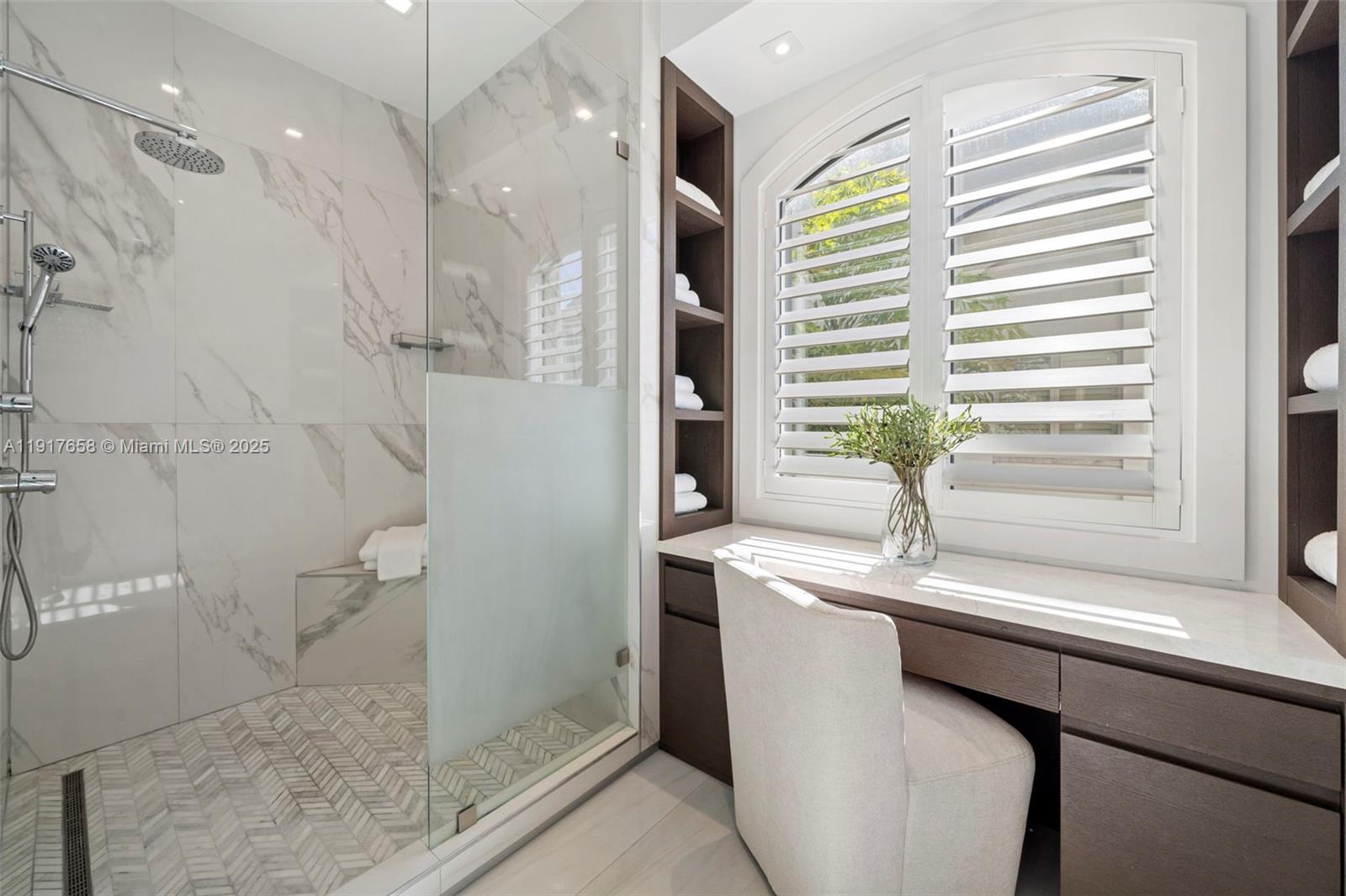 7490 SW 56th Ct Miami, FL 33143