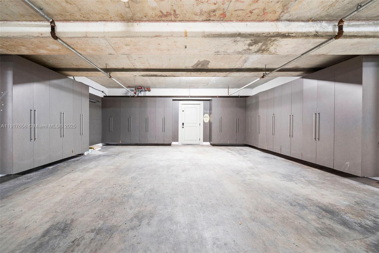 7490 SW 56th Ct Miami, FL 33143