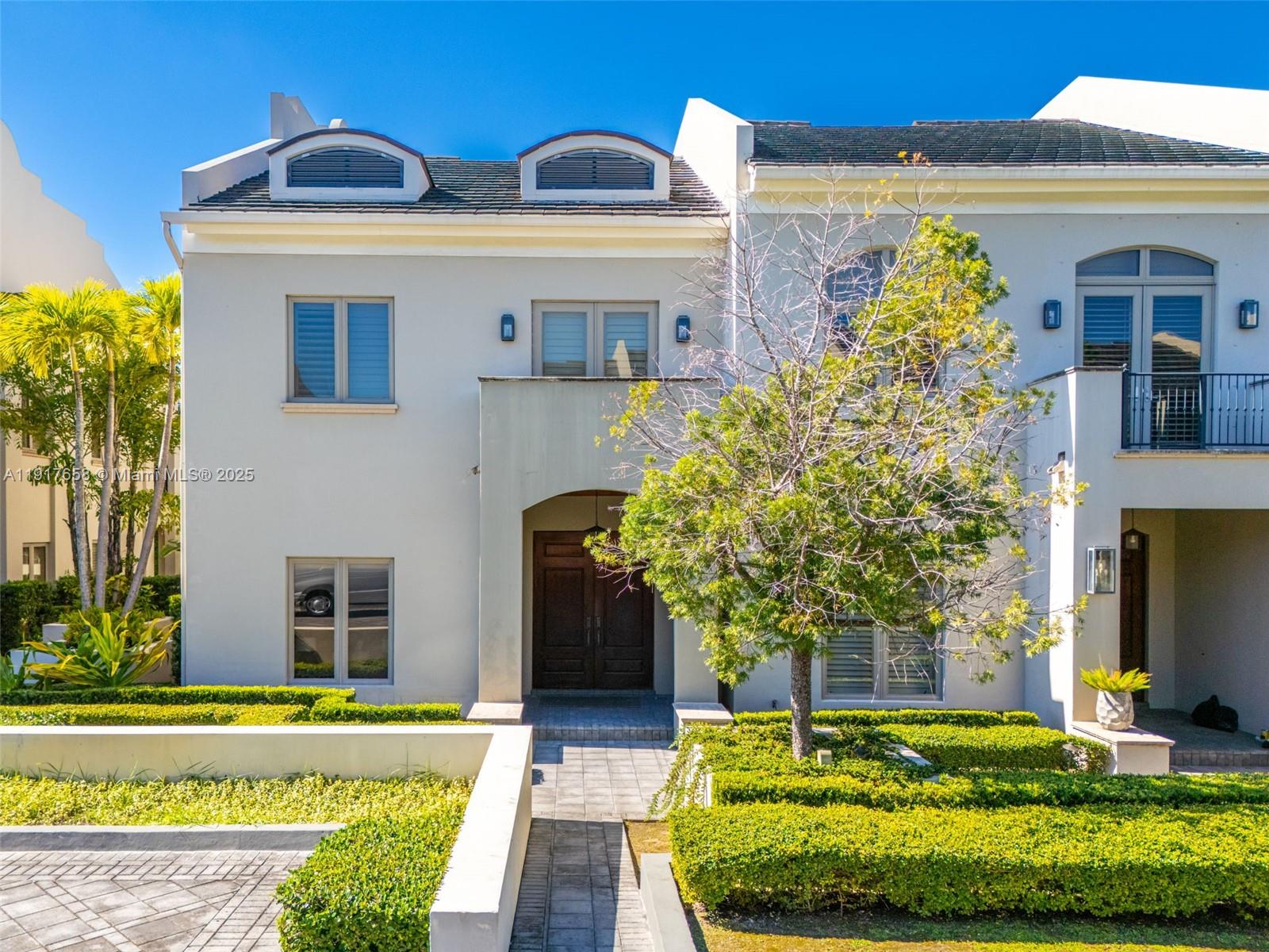 7490 SW 56th Ct Miami, FL 33143