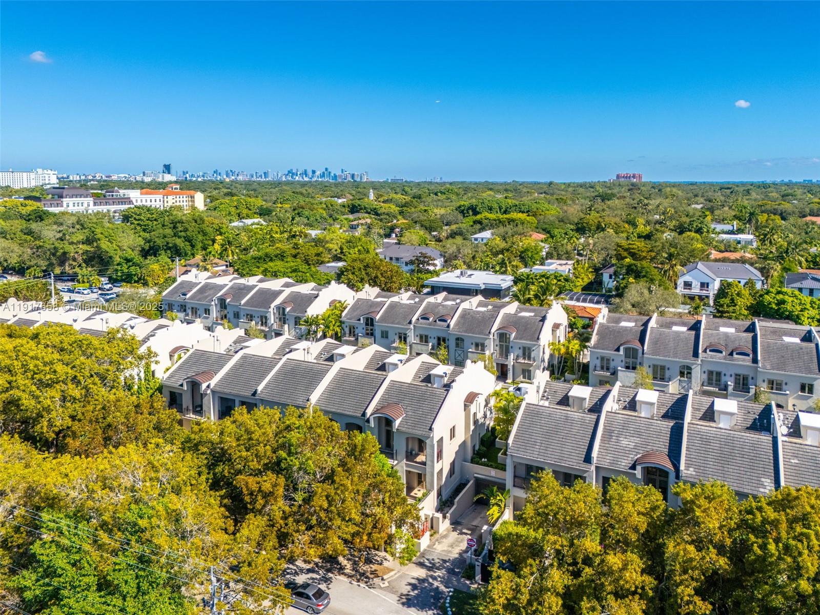 7490 SW 56th Ct Miami, FL 33143