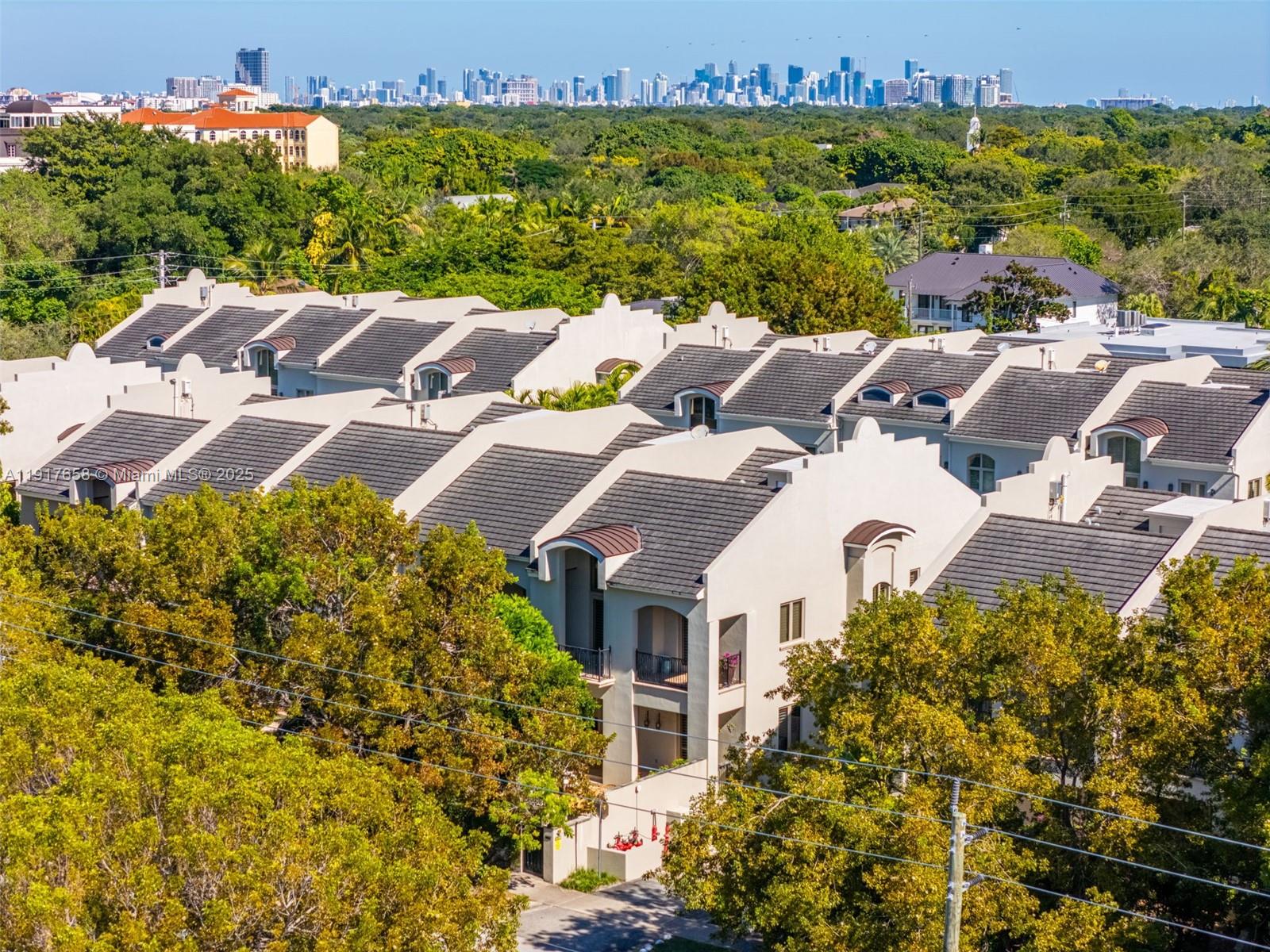 7490 SW 56th Ct Miami, FL 33143