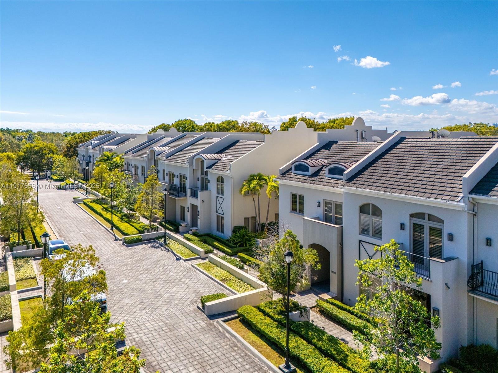 7490 SW 56th Ct Miami, FL 33143