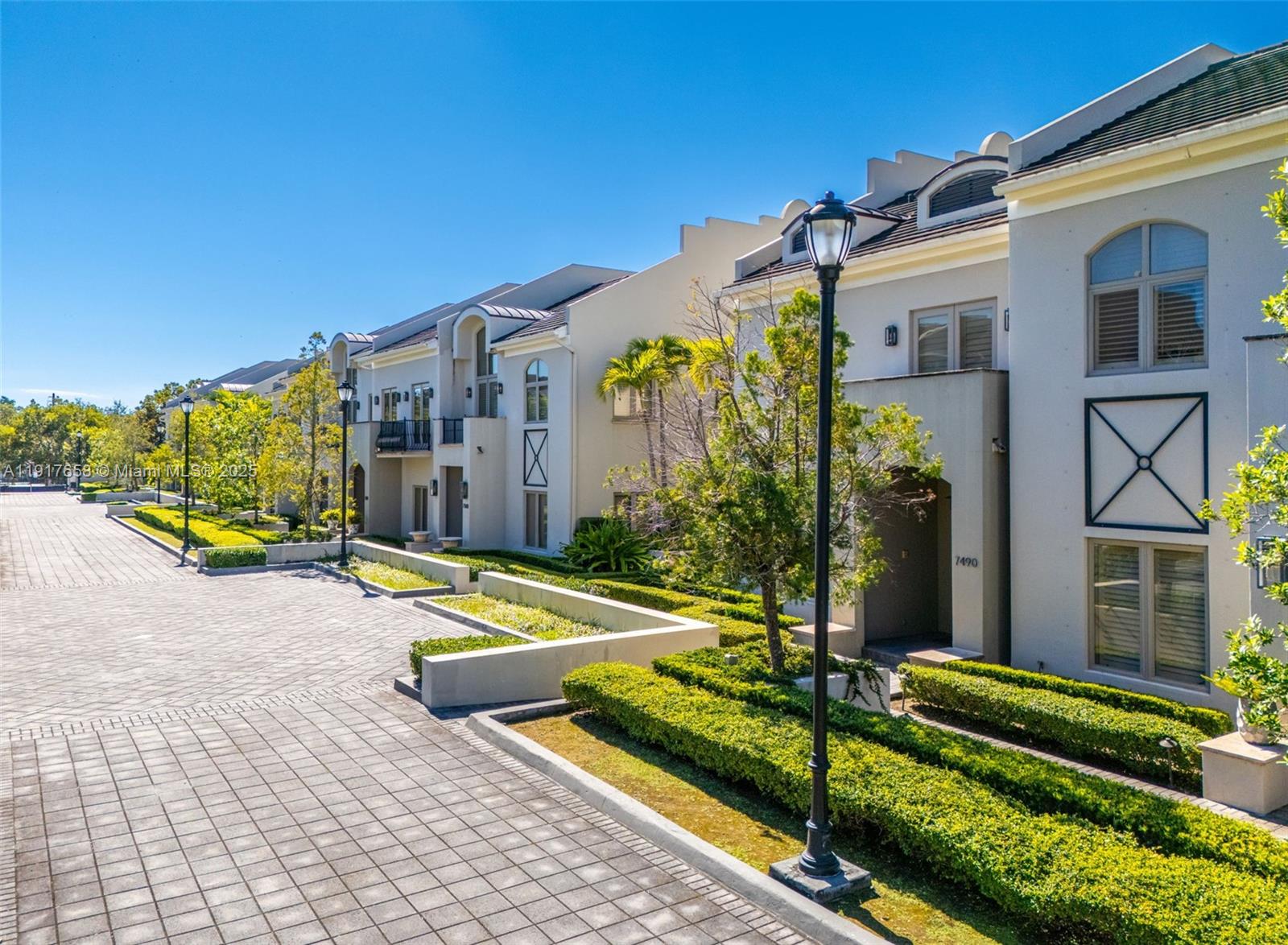 7490 SW 56th Ct Miami, FL 33143