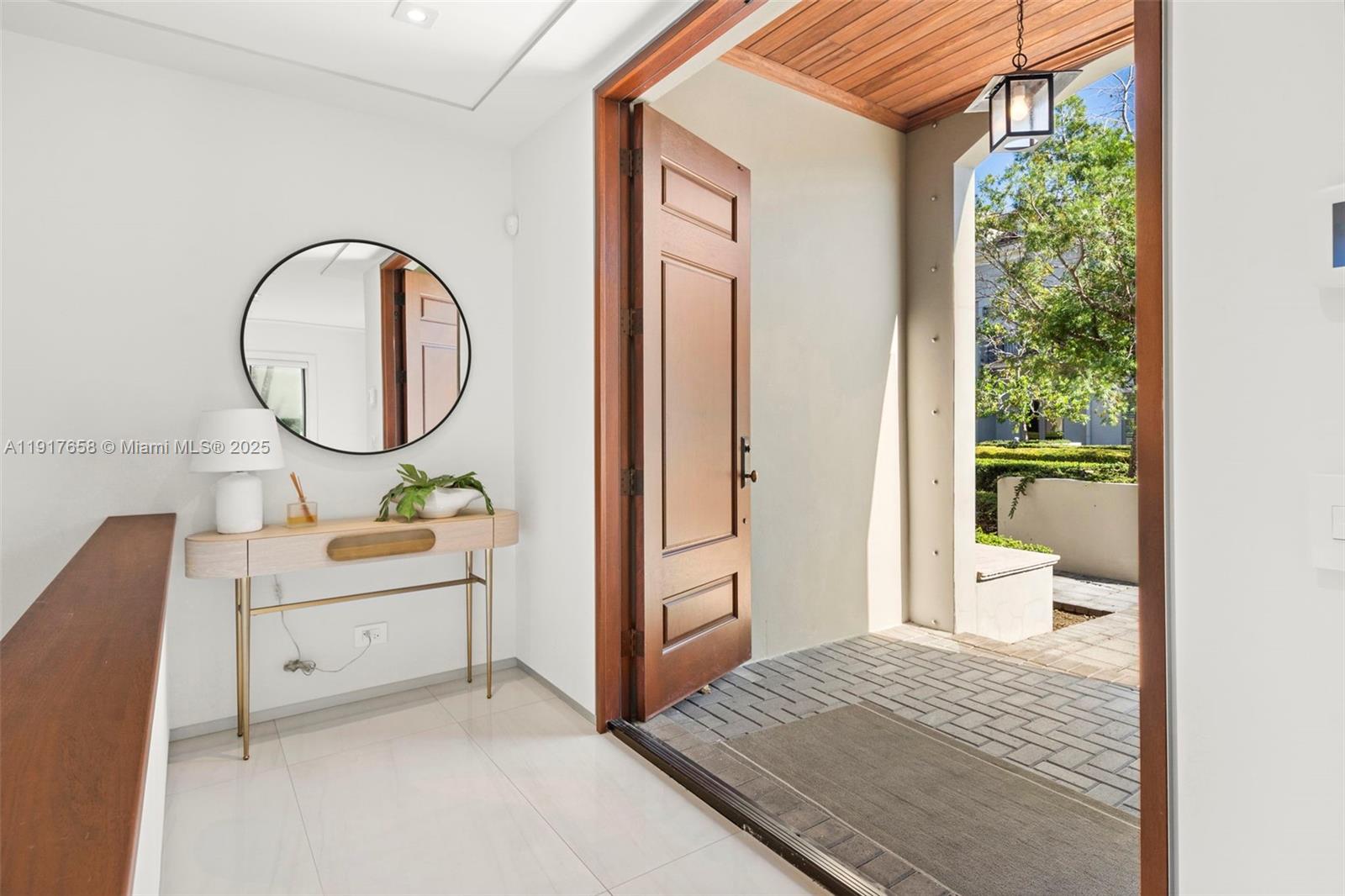 7490 SW 56th Ct Miami, FL 33143