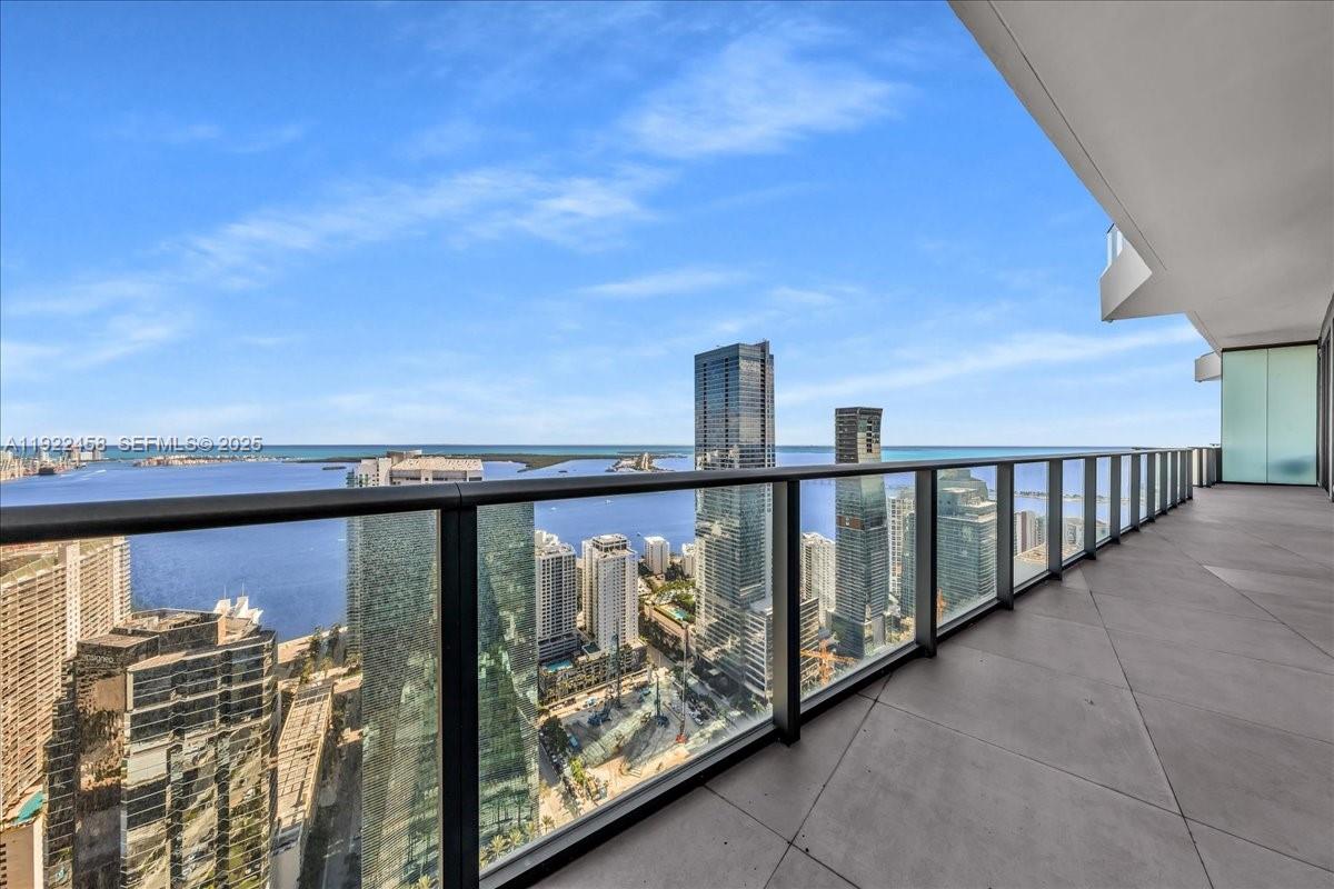 image Dua Residences19