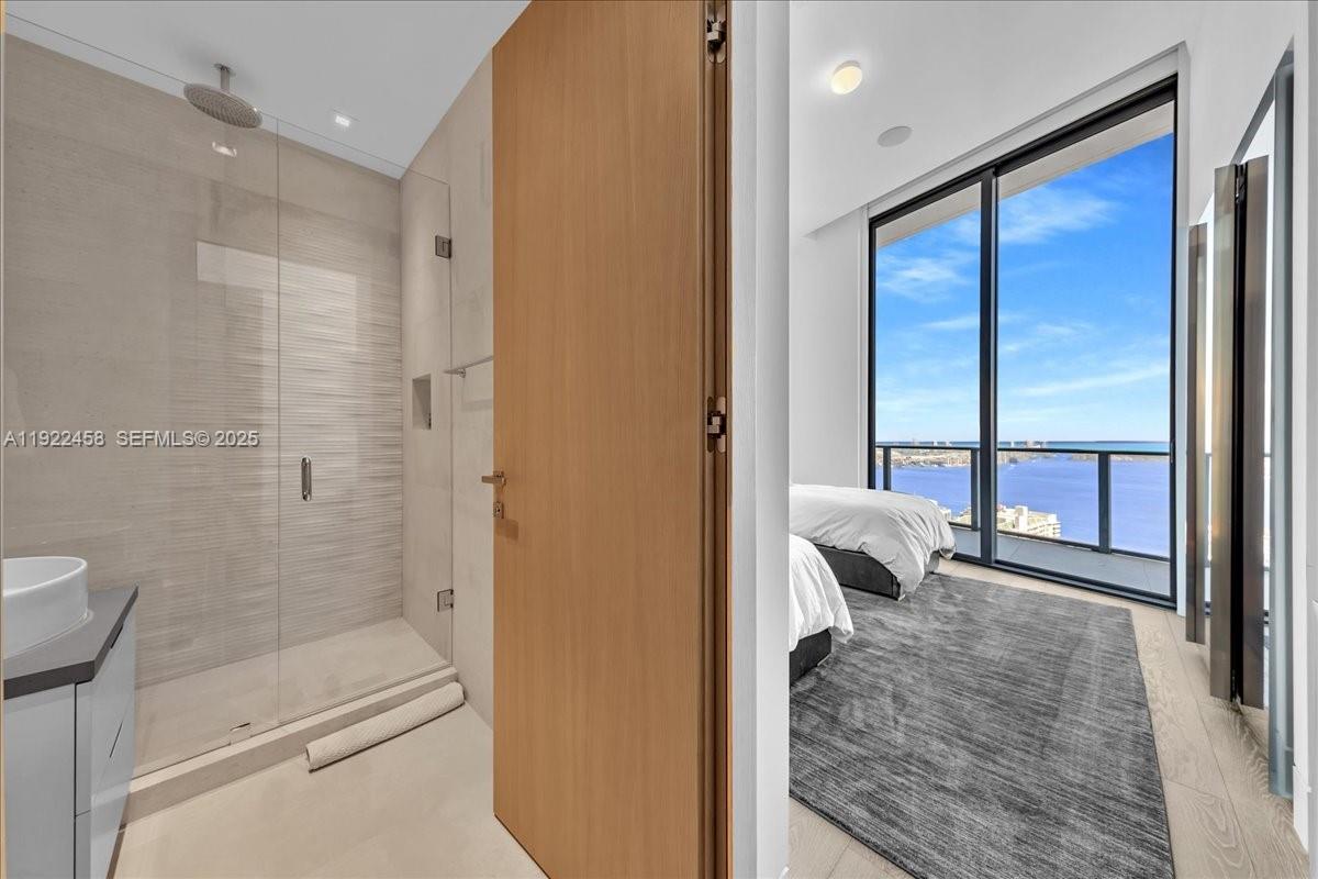 image Dua Residences38