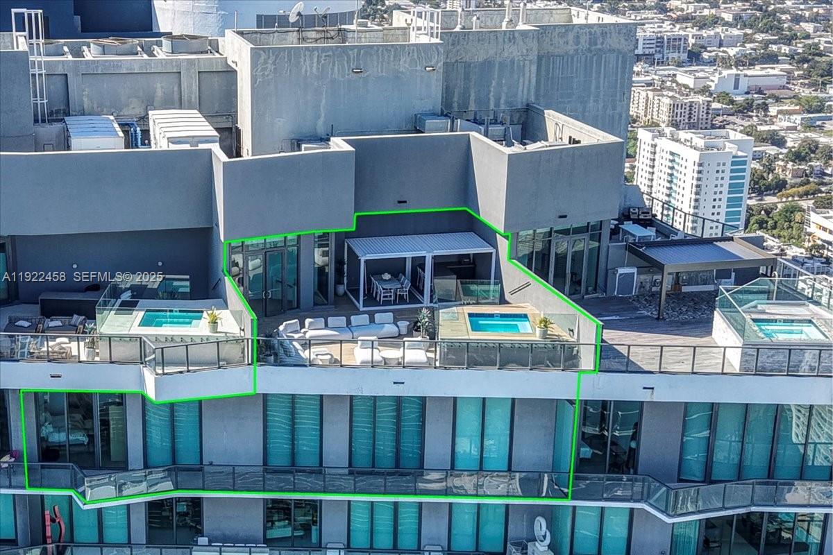 image Dua Residences3