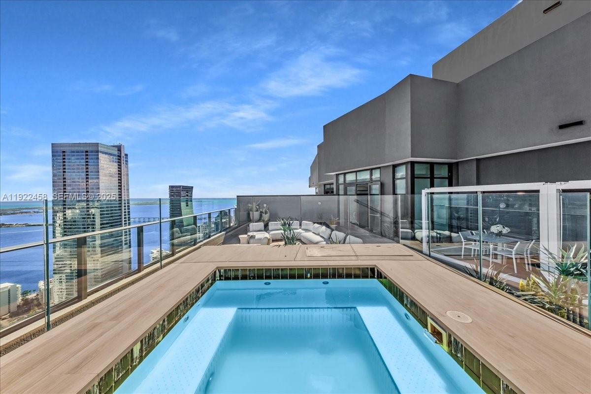 image Dua Residences49