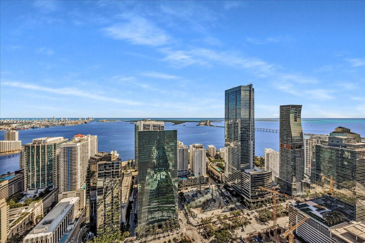 image Dua Residences52