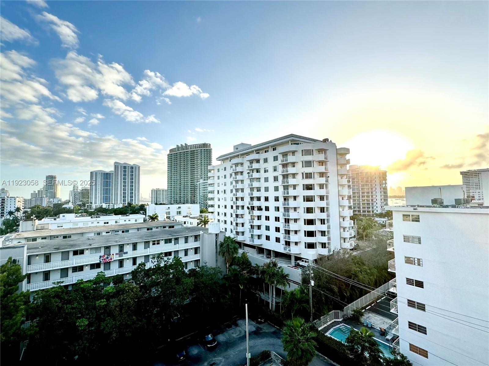 1300 Lincoln Rd #C903 Miami Beach, FL 33139