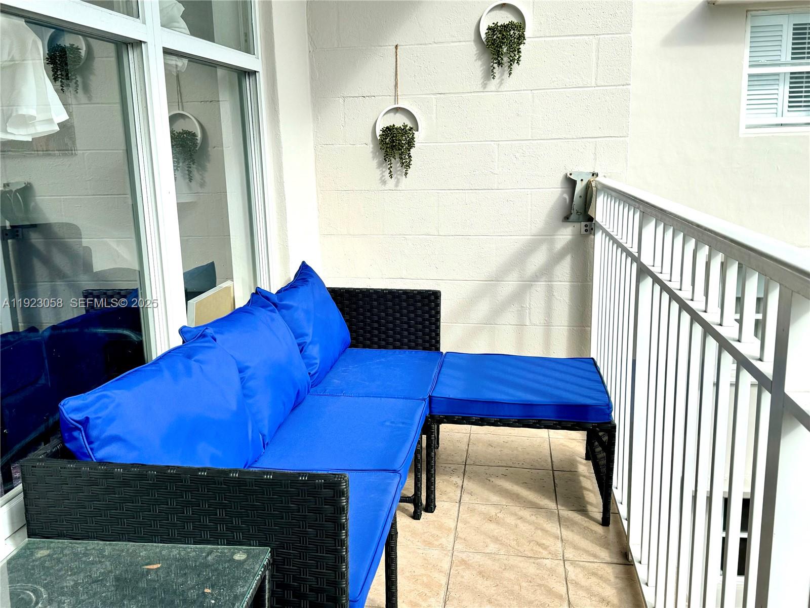 1300 Lincoln Rd #C903 Miami Beach, FL 33139