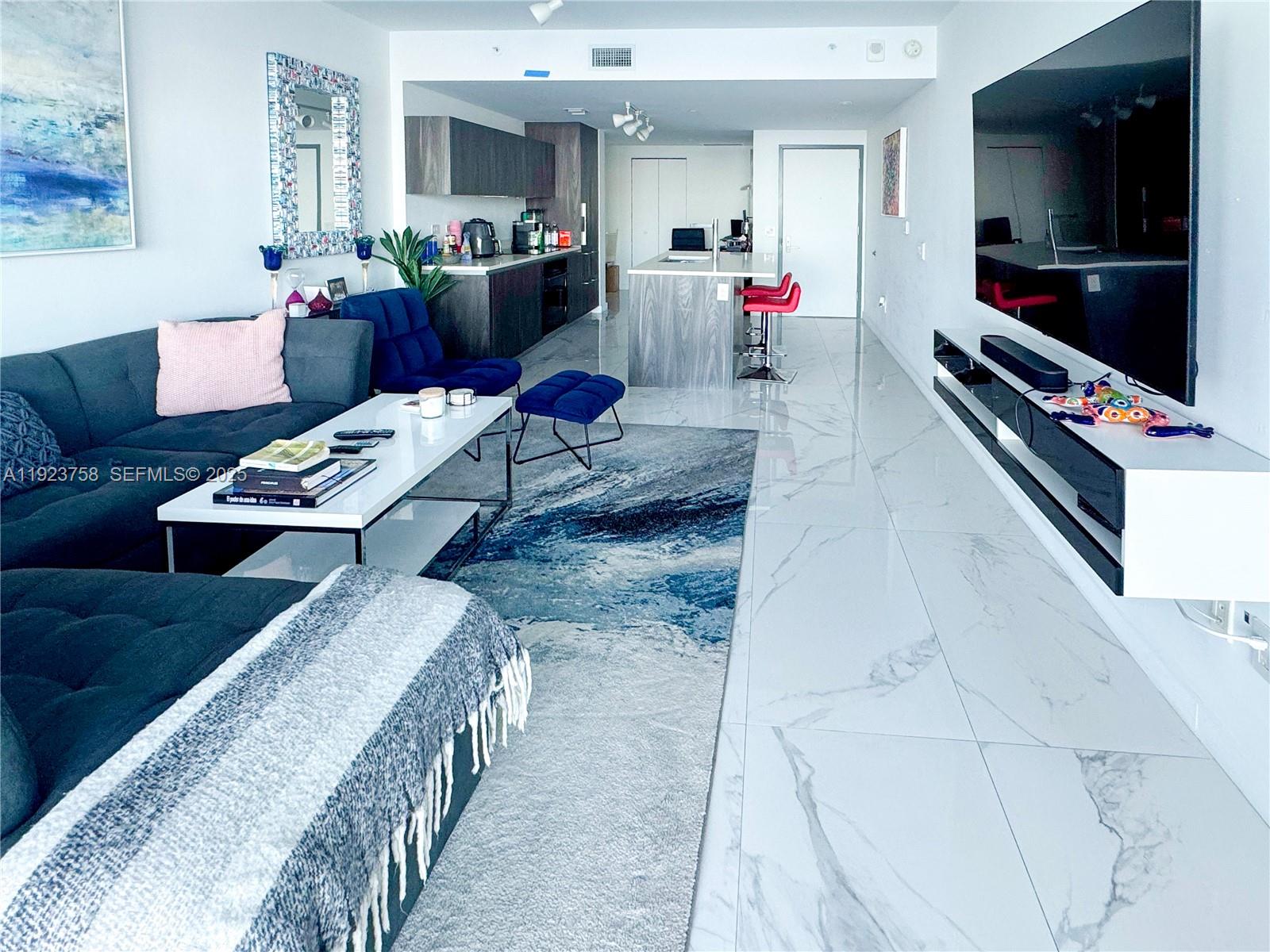 3131 NE 7th Ave #2702 Miami, FL 33137