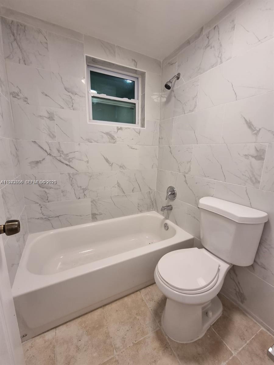 665 NE 83rd Ter #112 Miami, FL 33138