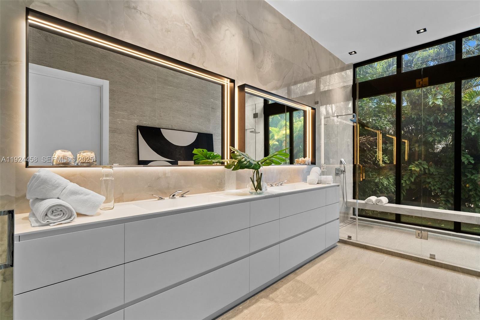 620 Ocean Blvd Golden Beach, FL 33160