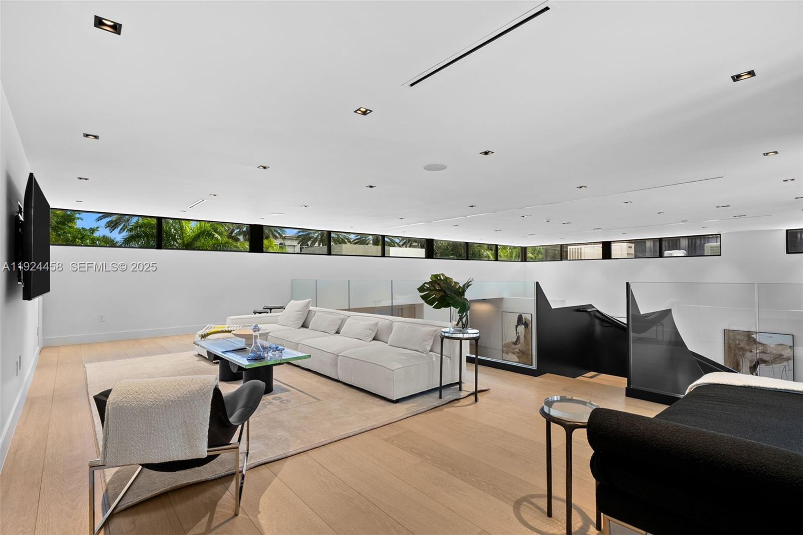 620 Ocean Blvd Golden Beach, FL 33160