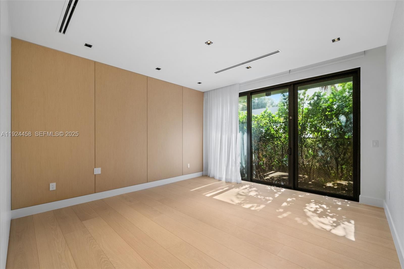 620 Ocean Blvd Golden Beach, FL 33160