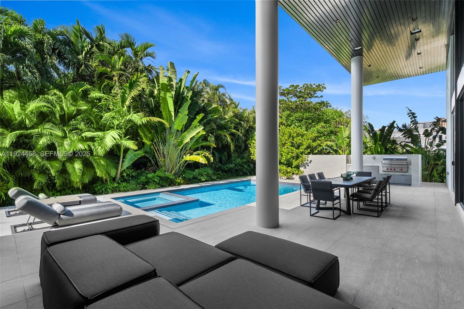 620 Ocean Blvd Golden Beach, FL 33160