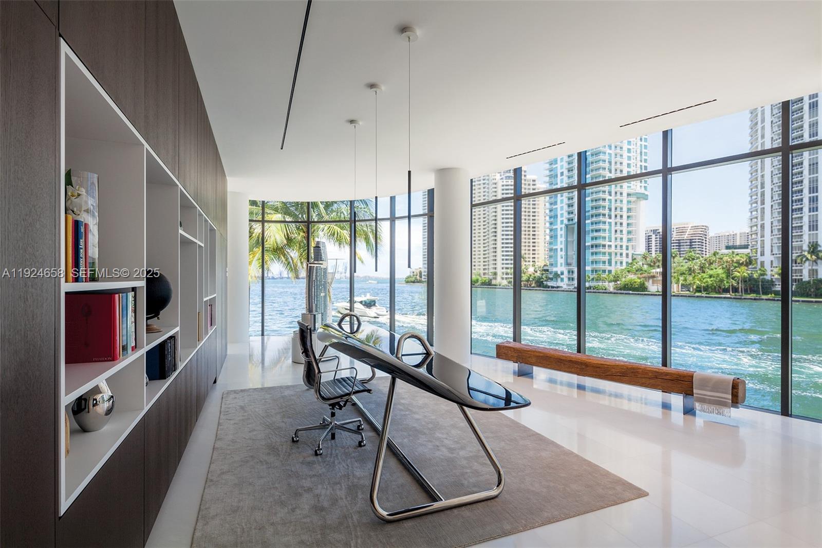 300 Biscayne Blvd Way #2208W Miami, FL 33131