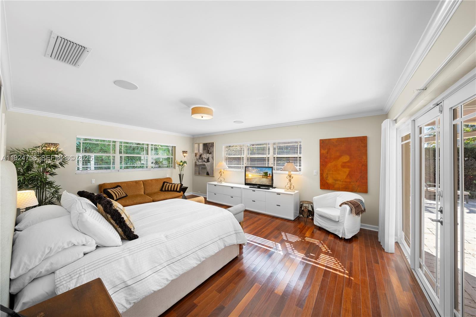 1030 Adams St Hollywood, FL 33019