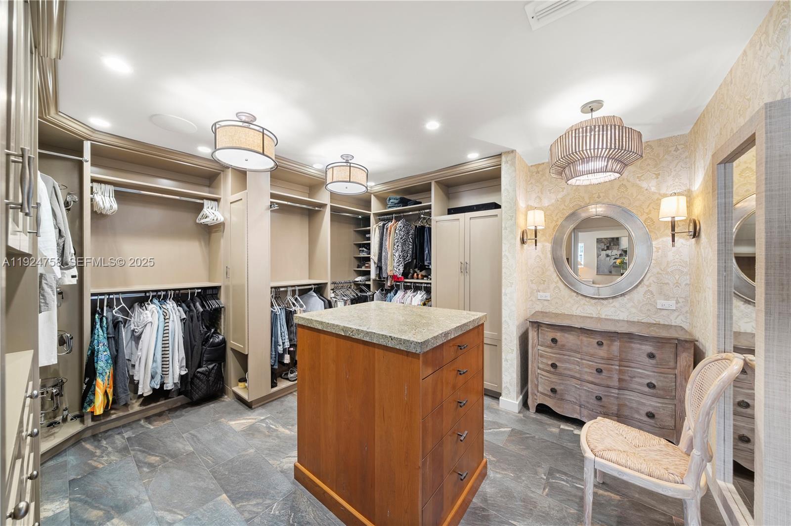 1030 Adams St Hollywood, FL 33019