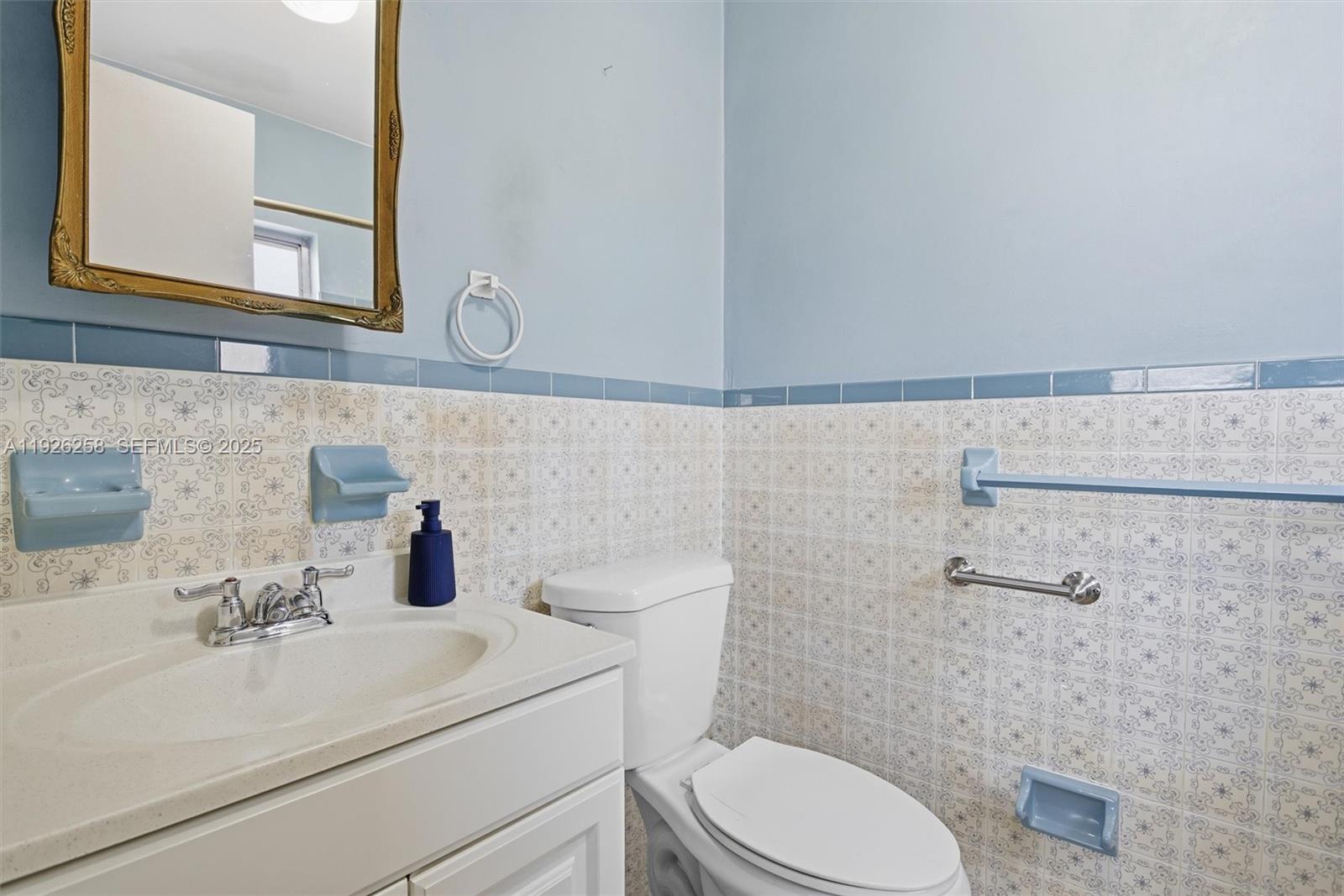 10551 SW 27th St Miami, FL 33165