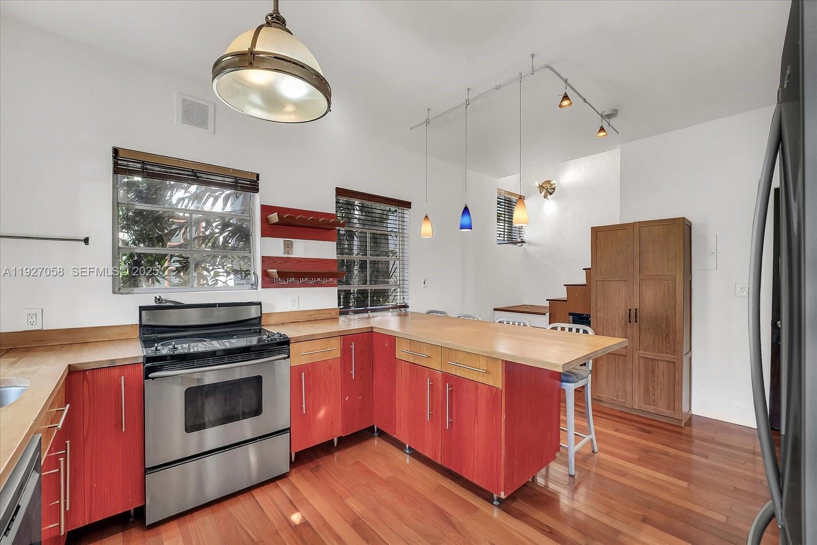 1525 Pennsylvania Ave #1 Miami Beach, FL 33139