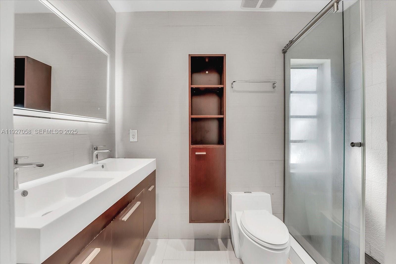 1525 Pennsylvania Ave #1 Miami Beach, FL 33139