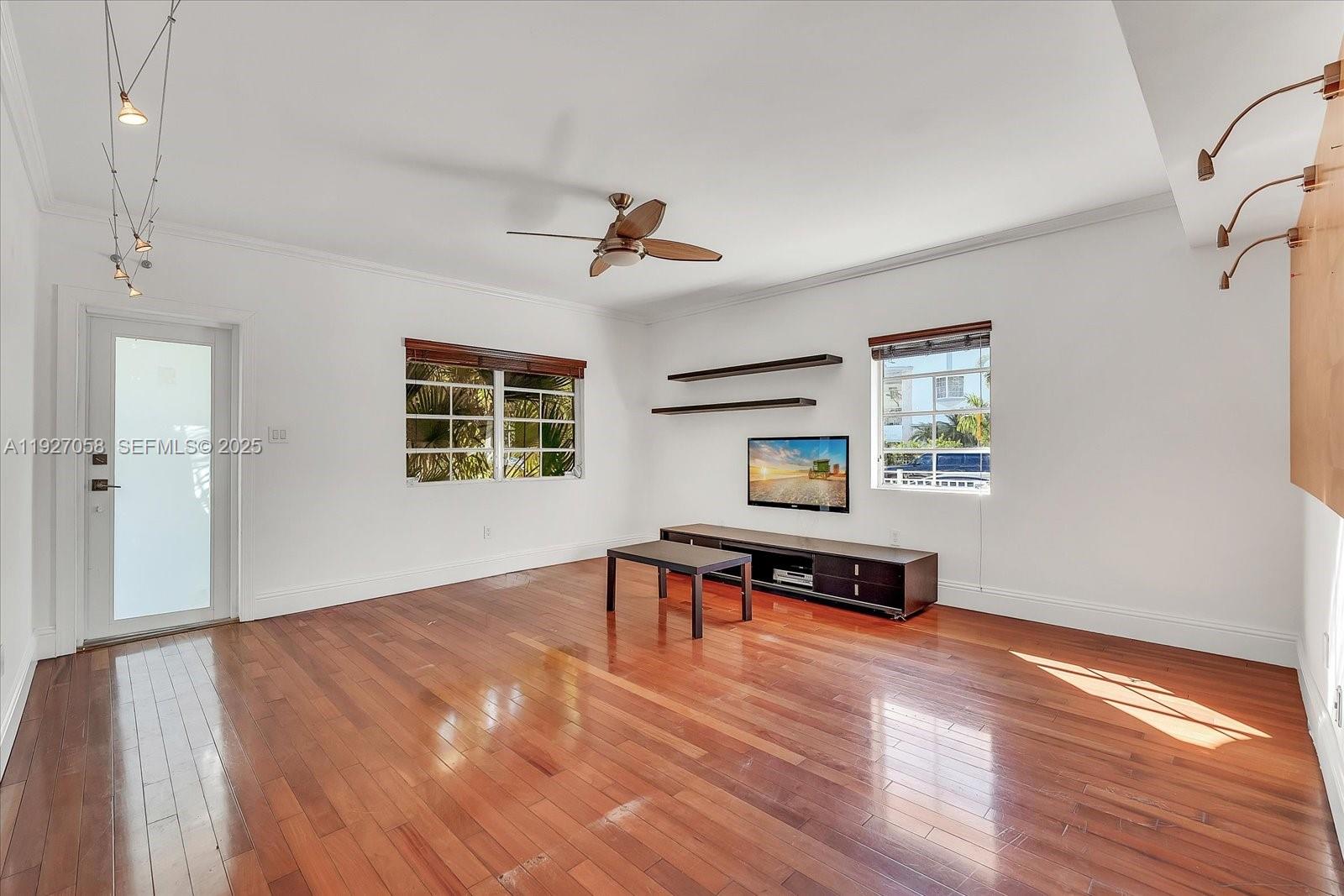 1525 Pennsylvania Ave #1 Miami Beach, FL 33139