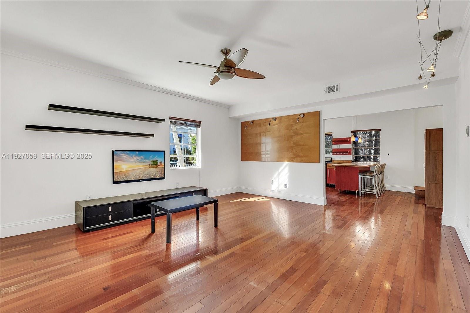 1525 Pennsylvania Ave #1 Miami Beach, FL 33139