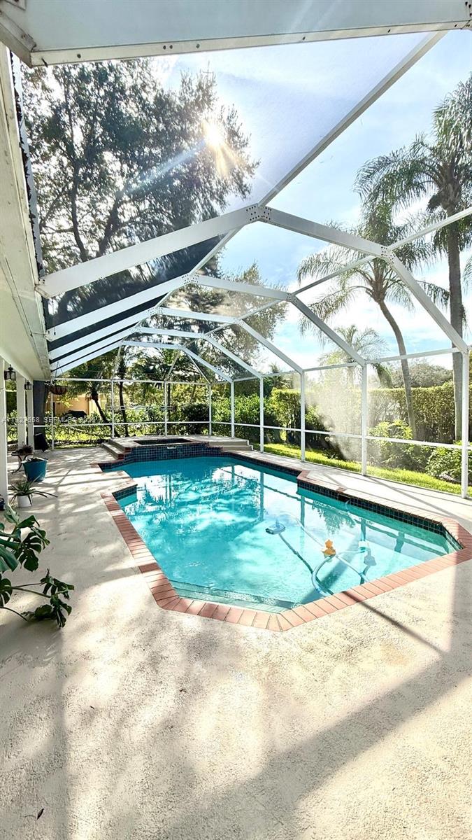 Undisclosed Address Palmetto Bay, FL 33157