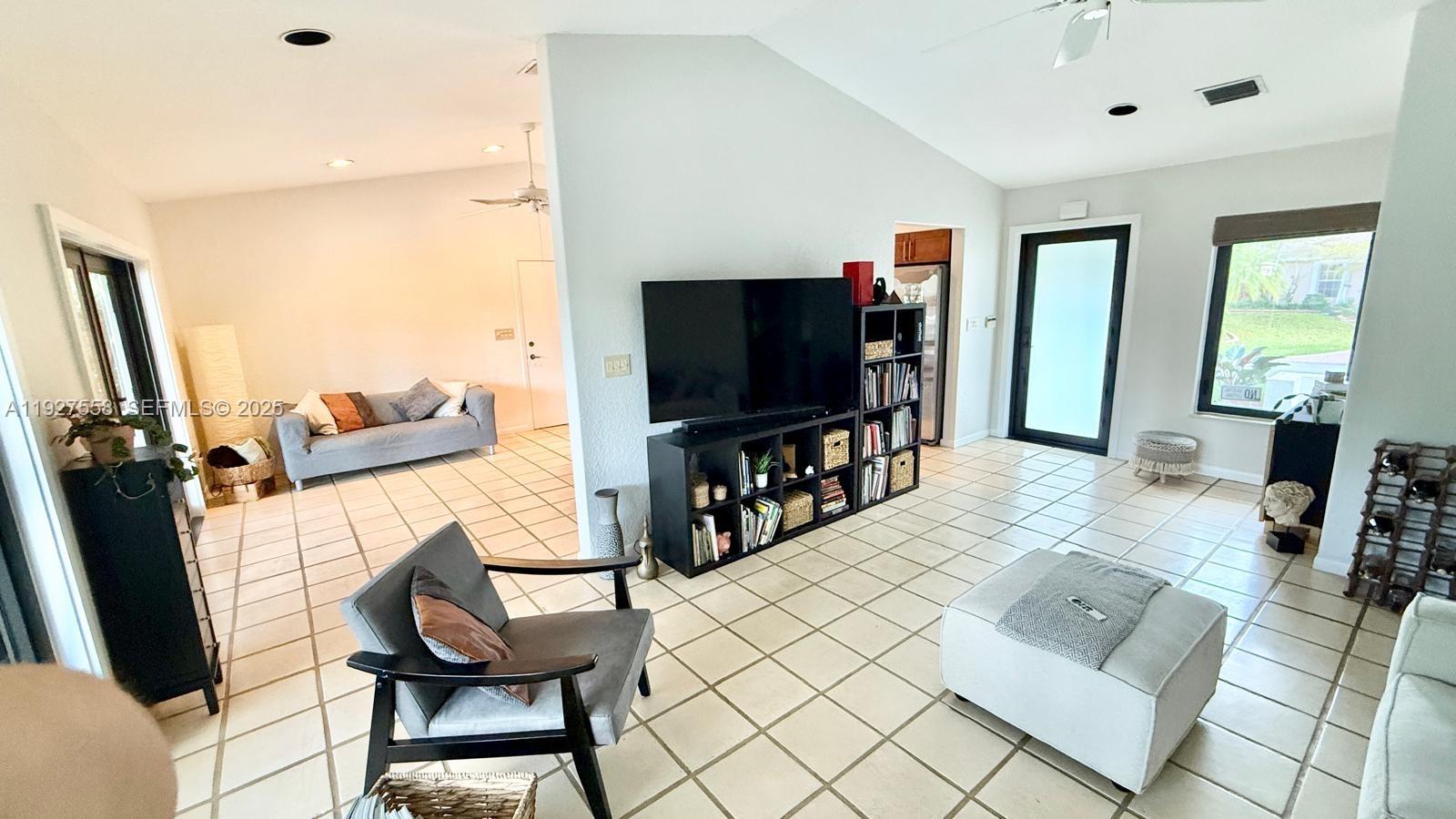 Undisclosed Address Palmetto Bay, FL 33157