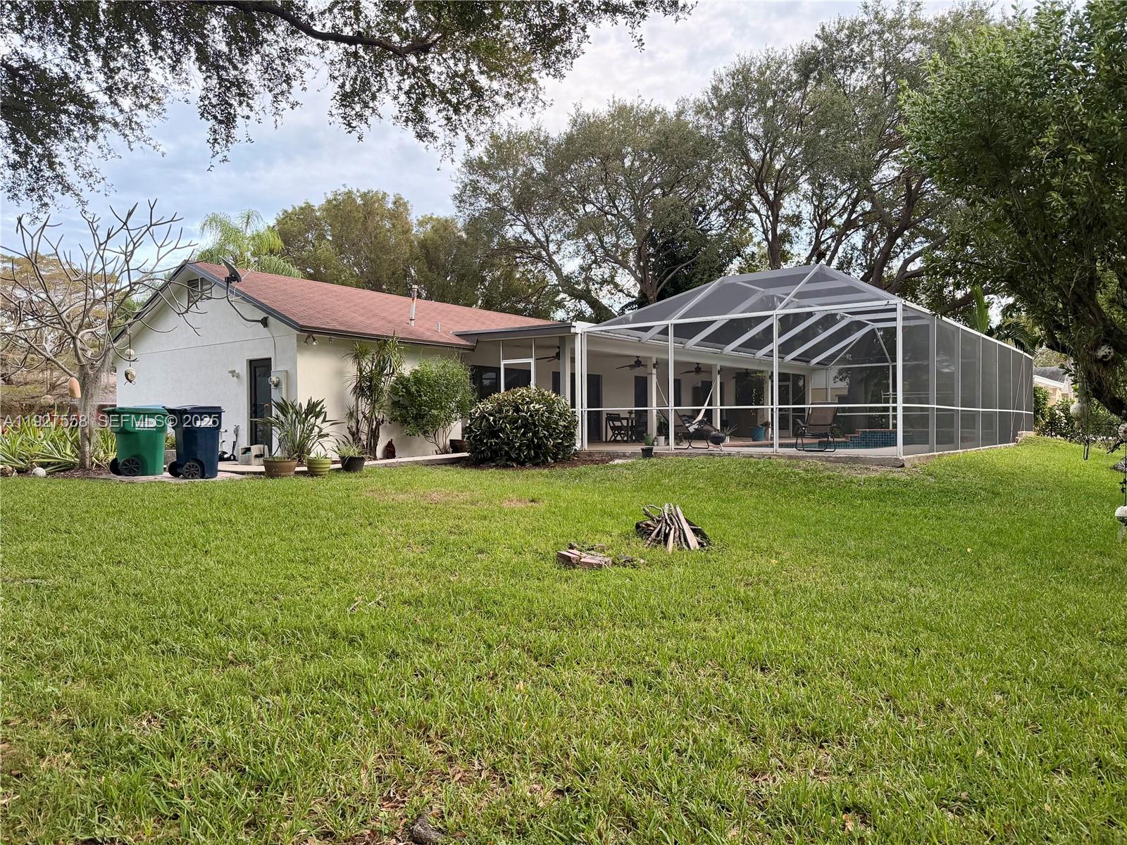 Undisclosed Address Palmetto Bay, FL 33157