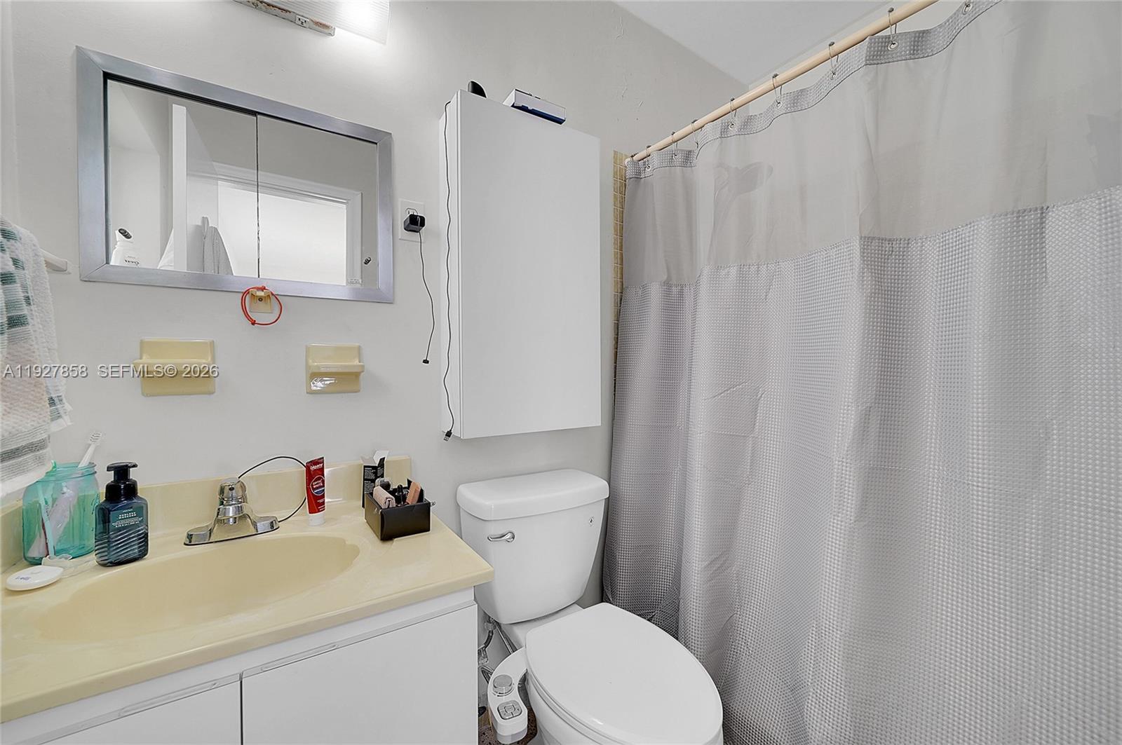 10340 SW 157th St Miami, FL 33157