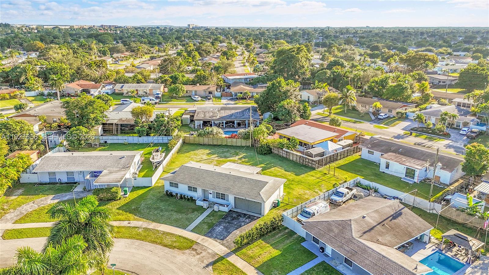 10340 SW 157th St Miami, FL 33157