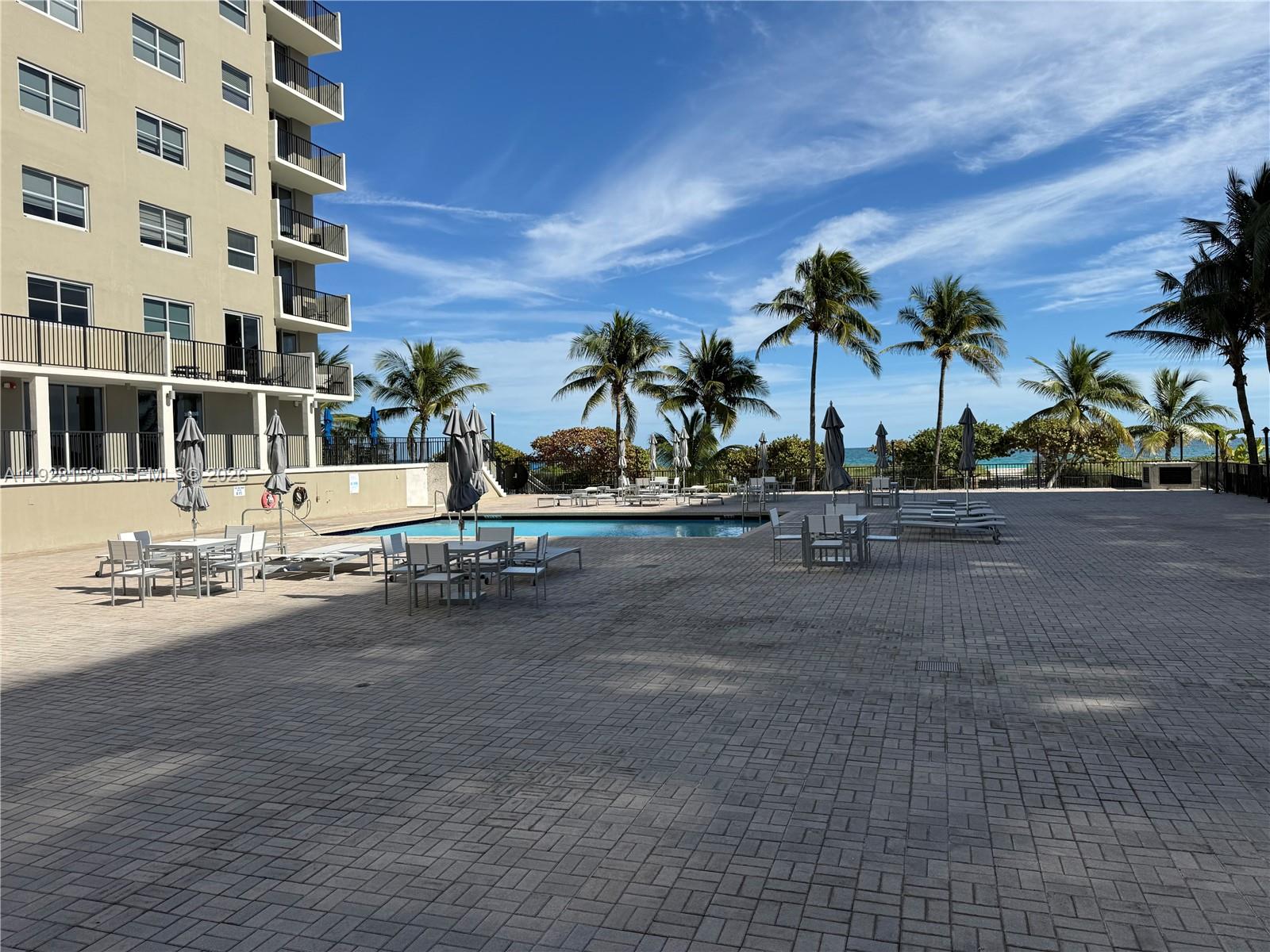 9273 Collins Ave #207 Surfside, FL 33154