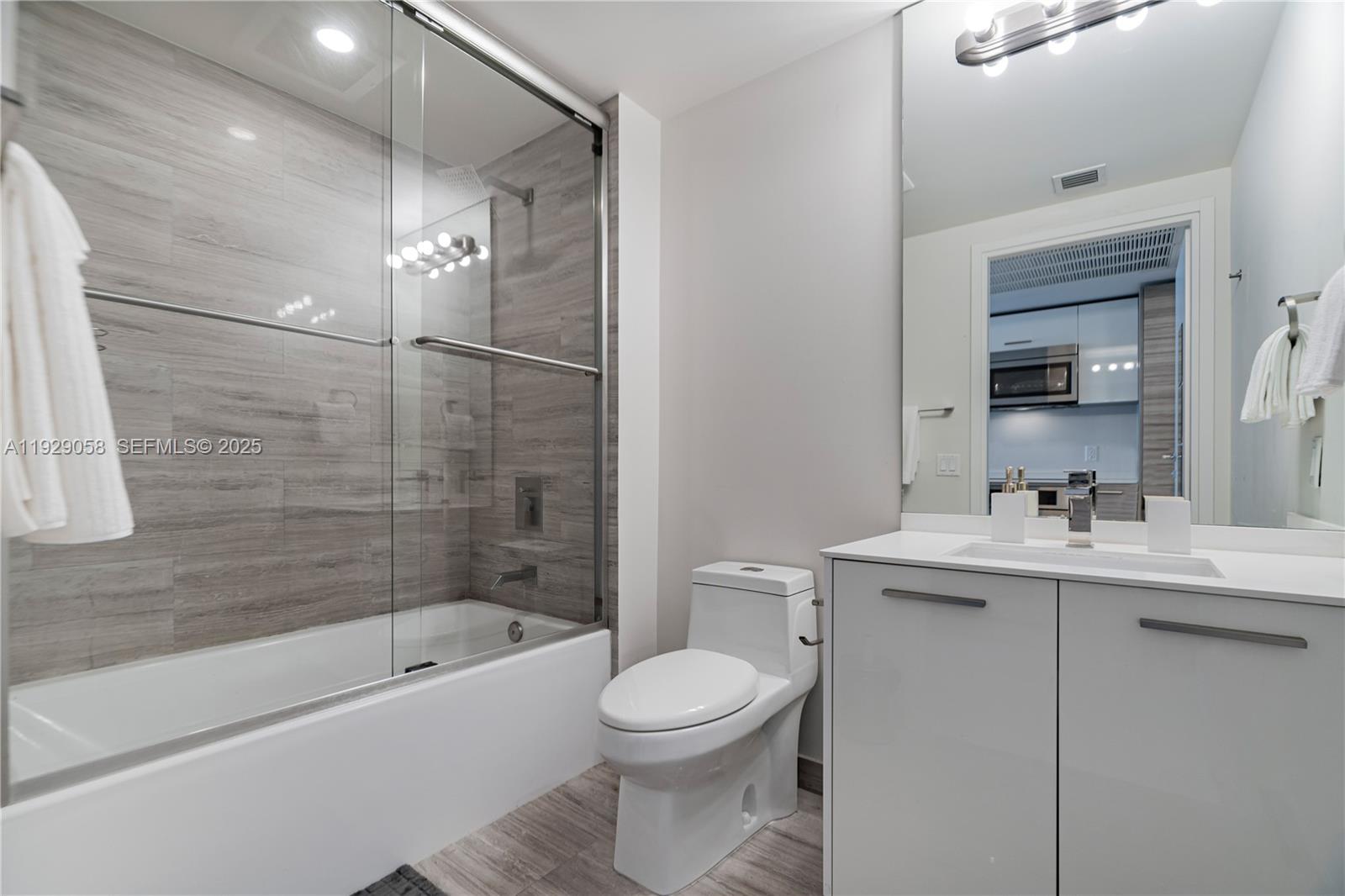 image Brickell House9