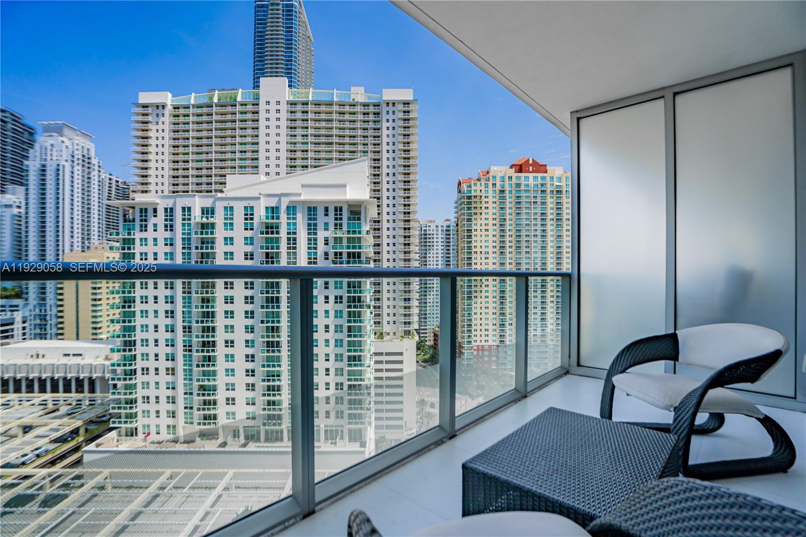 image Brickell House10