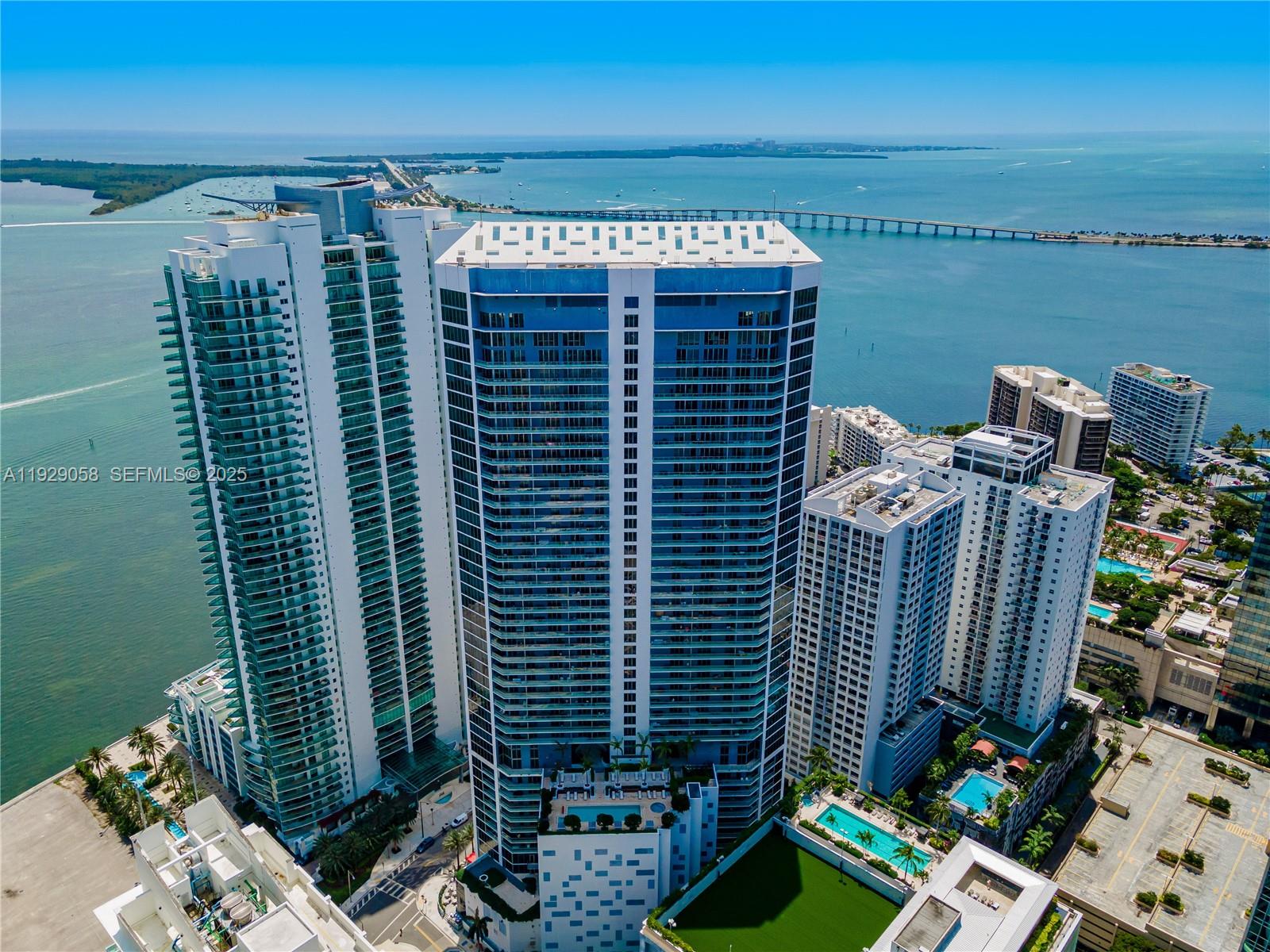 image Brickell House36