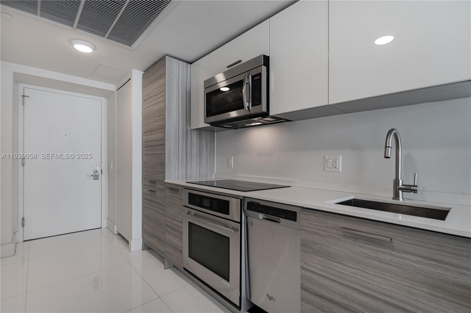 image Brickell House8