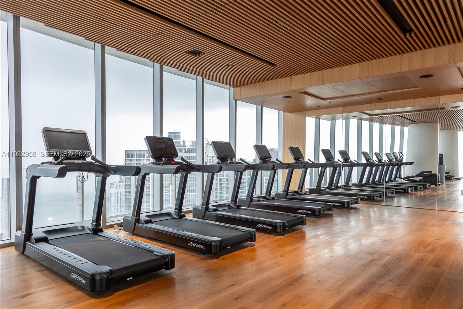 300 Biscayne Blvd Way #3304C Miami, FL 33131