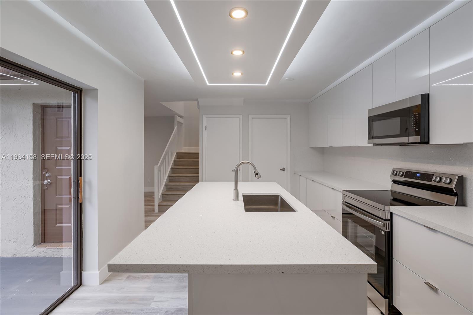 1170 SW 118th Ter Davie, FL 33325