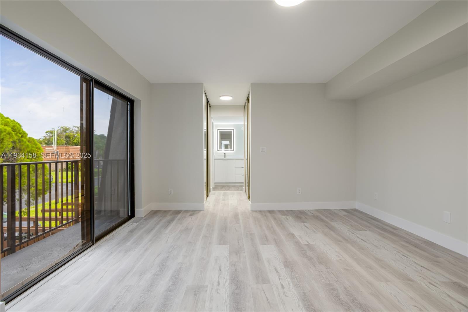 1170 SW 118th Ter Davie, FL 33325