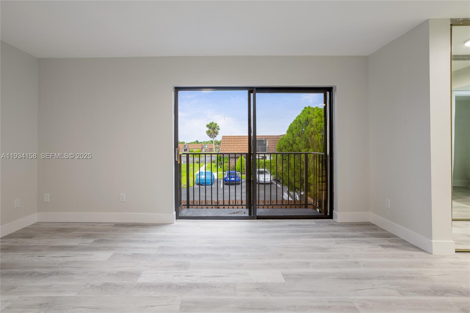 1170 SW 118th Ter Davie, FL 33325