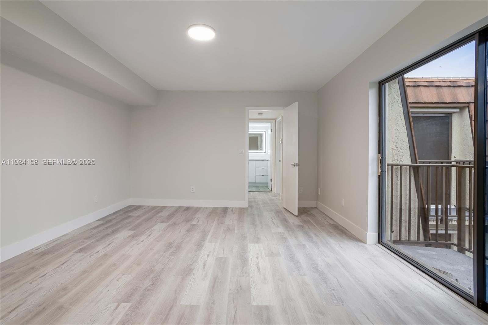 1170 SW 118th Ter Davie, FL 33325