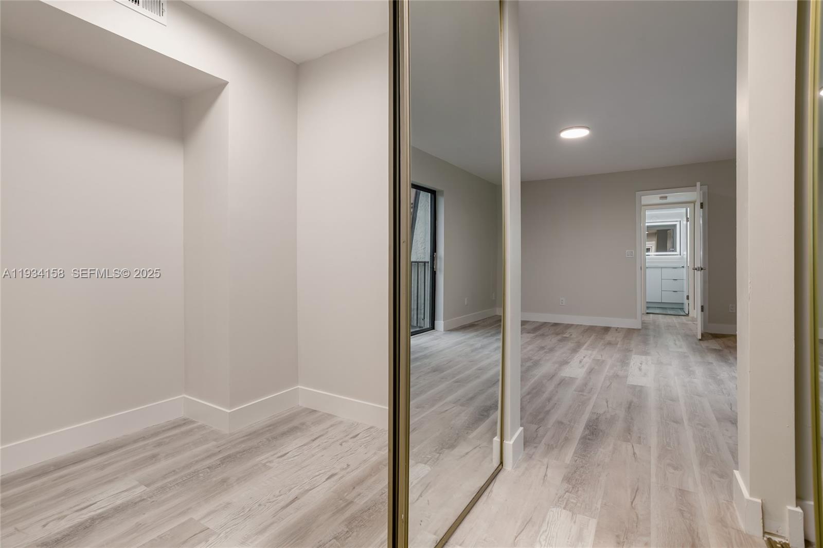 1170 SW 118th Ter Davie, FL 33325